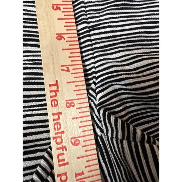 Ann Taylor Loft The Riviera Short Button Detail Blue Stripe Shorts Women's 2 - Picture 4 of 10